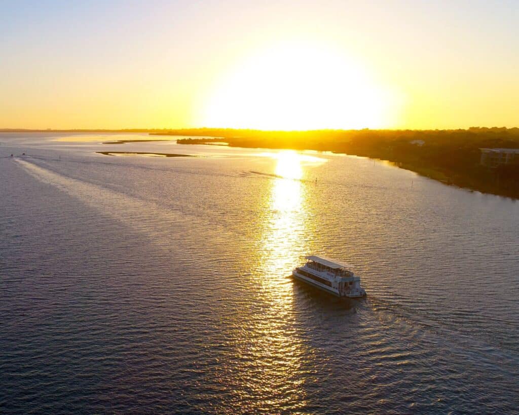 Mandurah Canals, Dancing Dolphin at Sunset