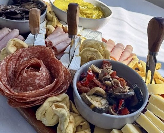 charcuterie 4-5